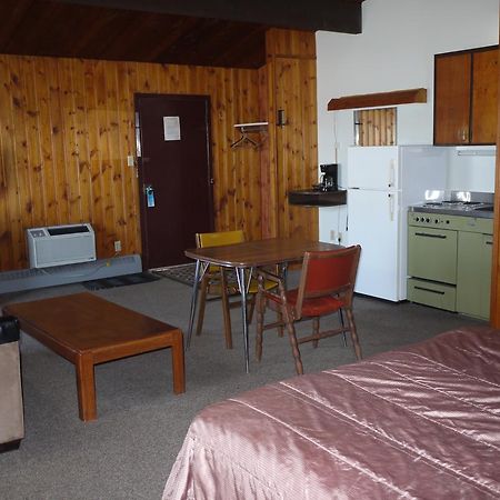 Pembina River Inn Entwistle Eksteriør billede
