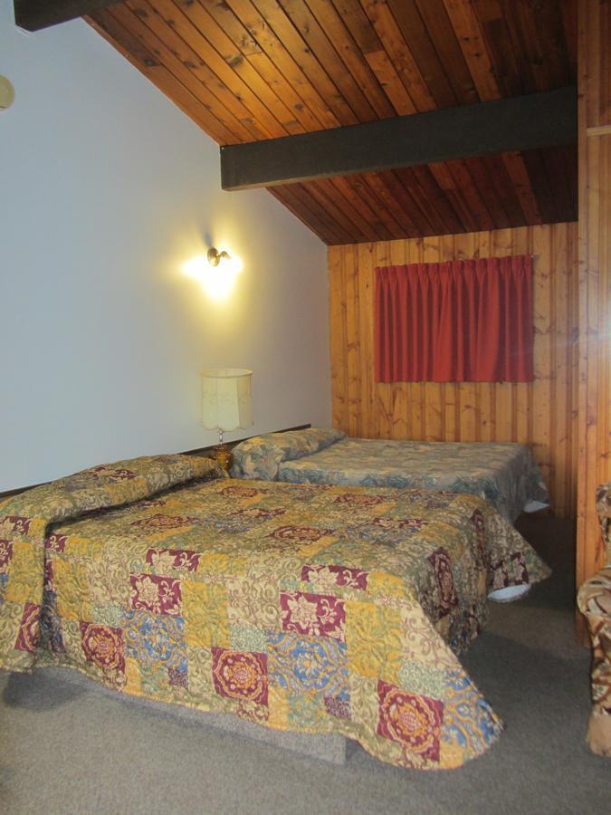 Pembina River Inn Entwistle Eksteriør billede