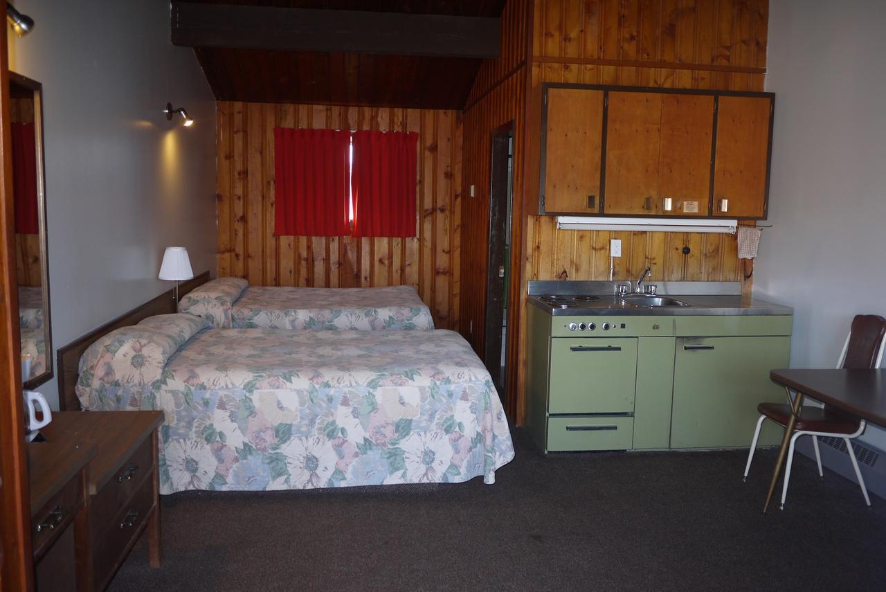 Pembina River Inn Entwistle Eksteriør billede